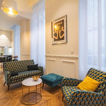 Charmant Studio Hypercentre Reims Apartment Luaran gambar