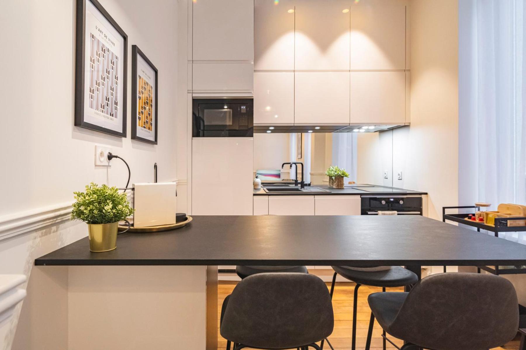 Charmant Studio Hypercentre Reims Apartment Luaran gambar