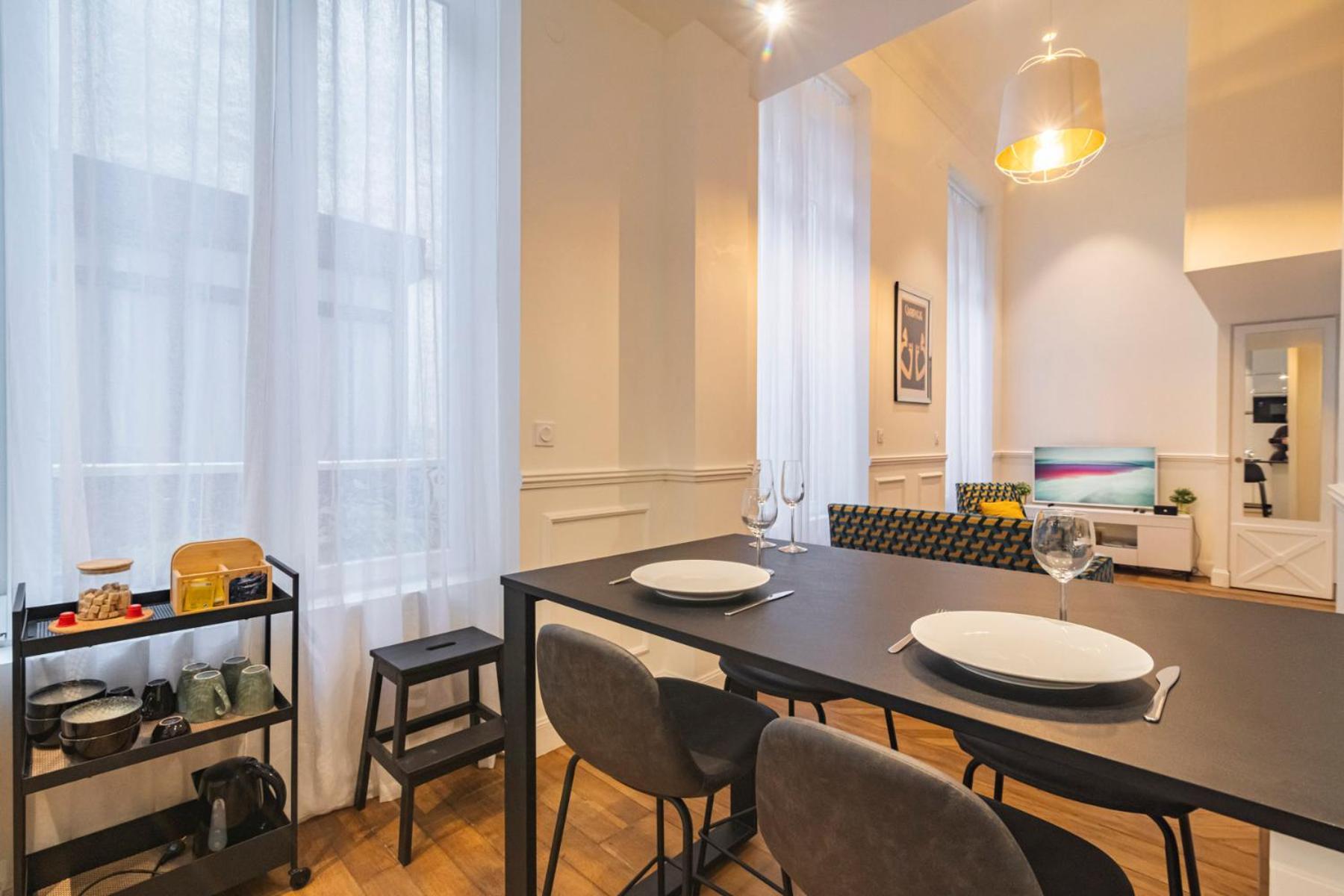 Charmant Studio Hypercentre Reims Apartment Luaran gambar